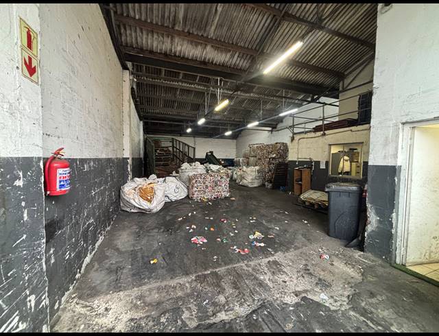 580M² WAREHOUSE TO LET IN EPPING INDUSTRIAL